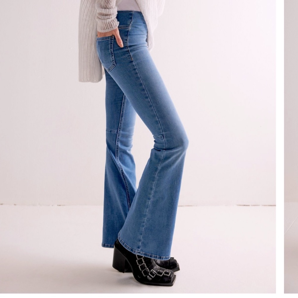 Free People We The Free Penny Pull-On Flare Jeans- W 24 Short